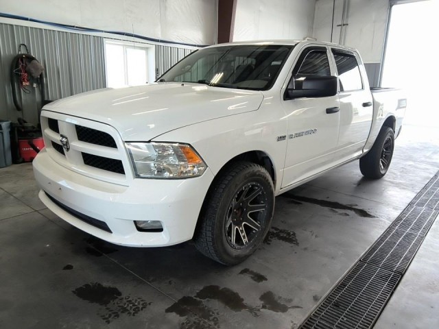 BUY RAM 1500 2012 4WD CREW CAB 140.5 ST, E-AUCTION AUTOS